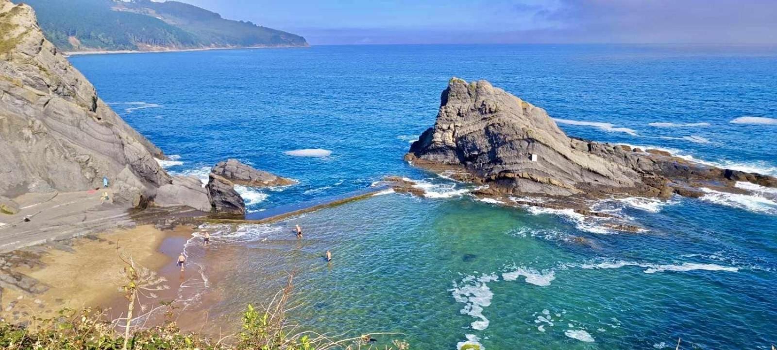 Tonpoi Etxea , Con Vistas Al Mar